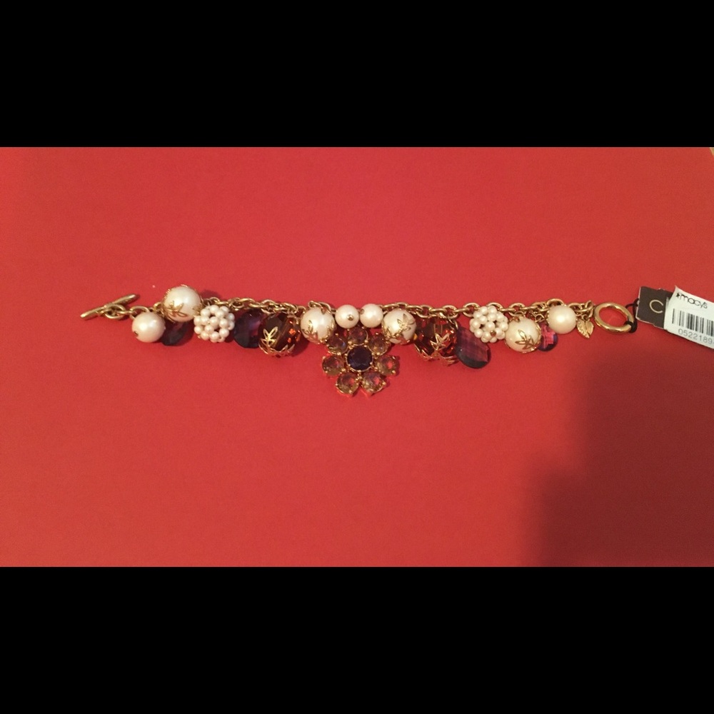 Carolee fashion bracelet